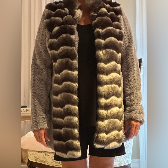 Lapis brand overtop faux fur jacket - Picture 2 of 6